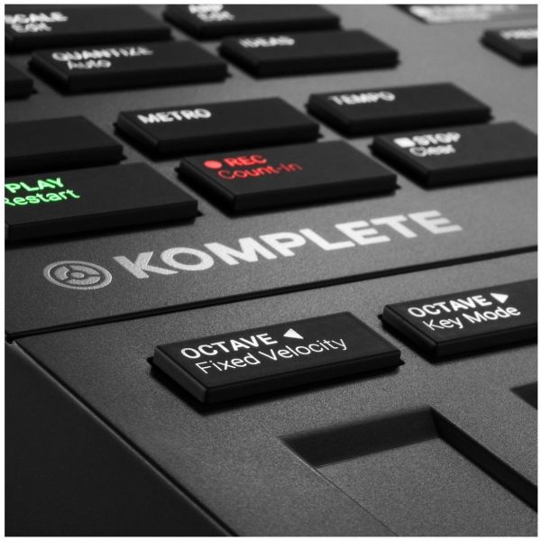 KOMPLETE KONTROL M32
