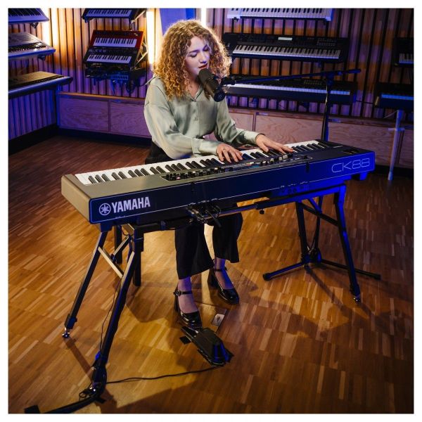CK88 STAGE KEYBOARD