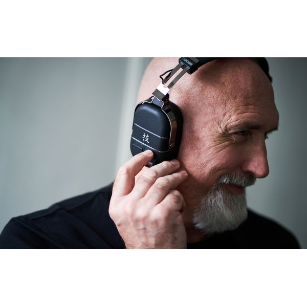 WAZA AIR BASS HEADPHONES