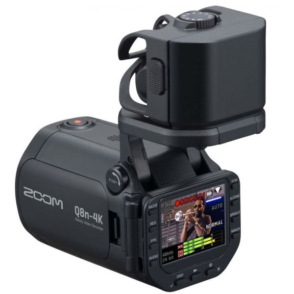 Q8n-4K HANDY VIDEO RECORDER