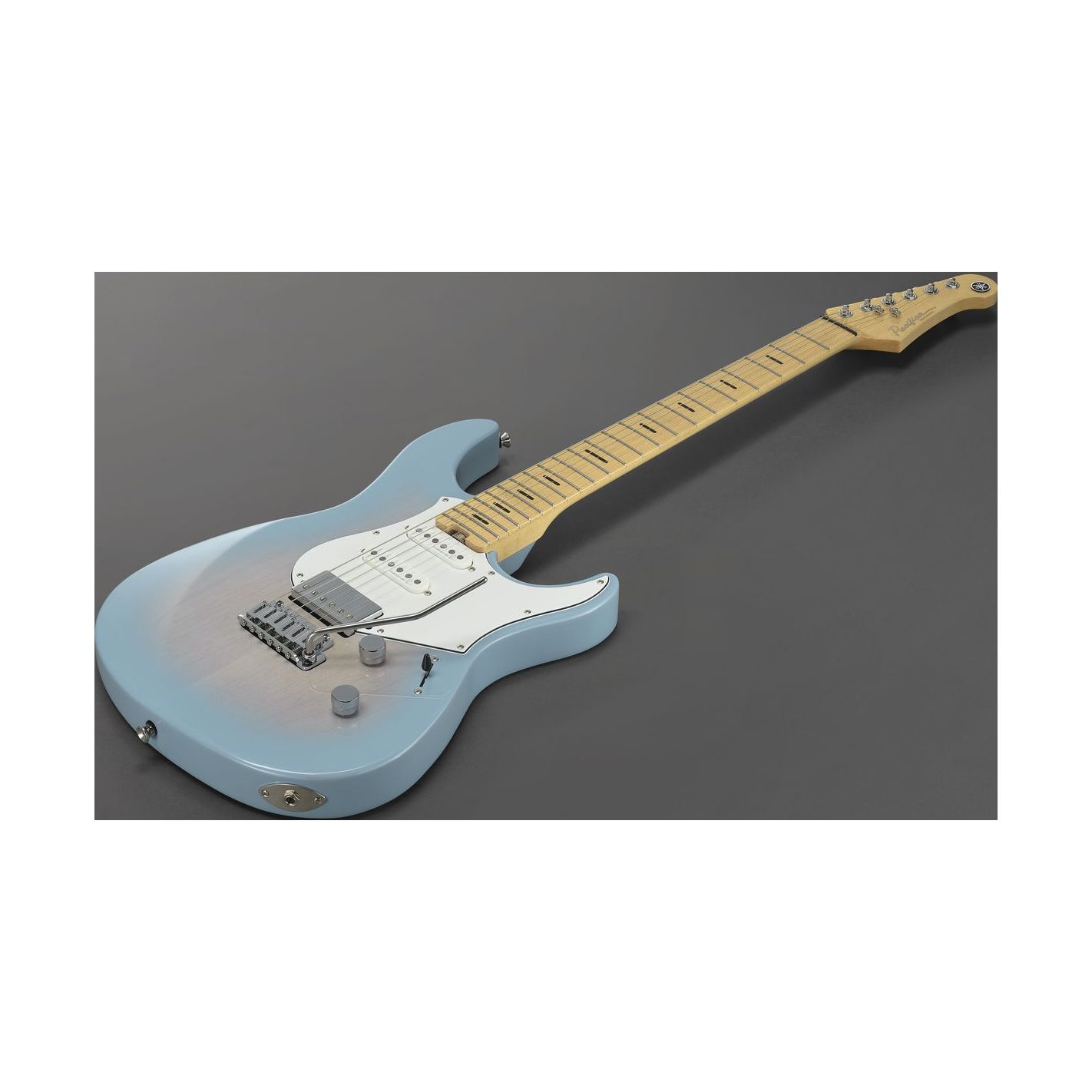 PACIFICA PROFESSIONAL PACP12M BEACH BLUE BURST