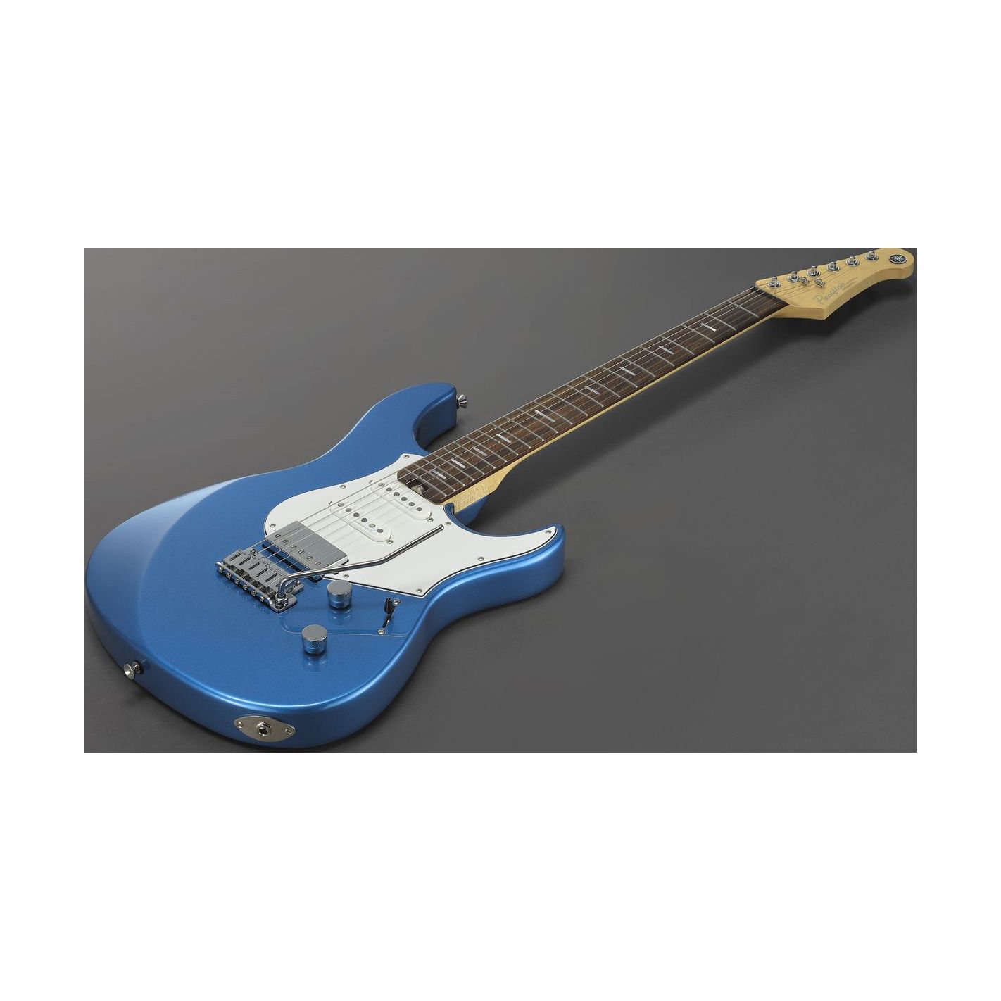 PACIFICA PROFESSIONAL PACP12 SPARKLE BLUE