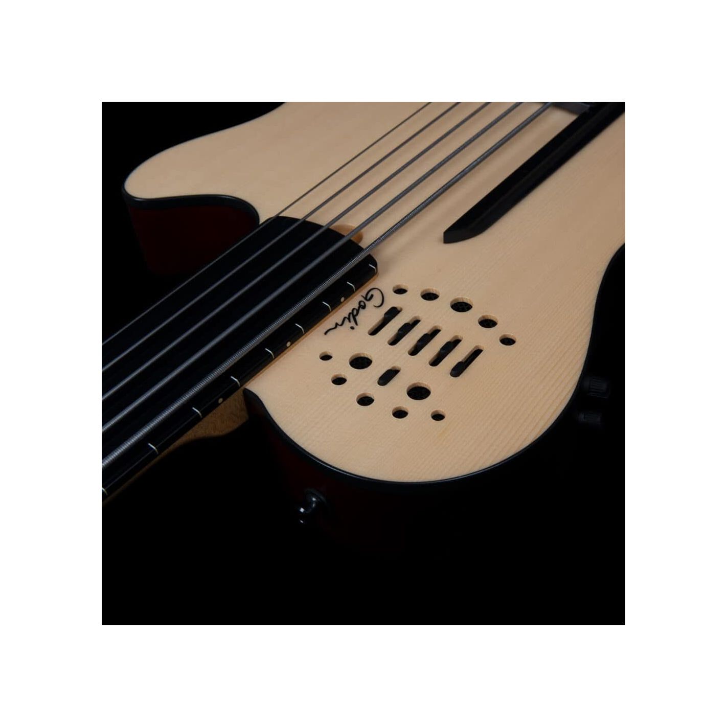 A5 ULTRA NATURAL FRETLESS A-E WITH BAG