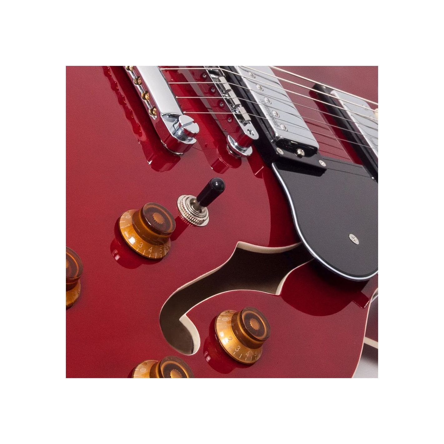 SEMI-ACOUSTIC GUITAR CHERRY RED