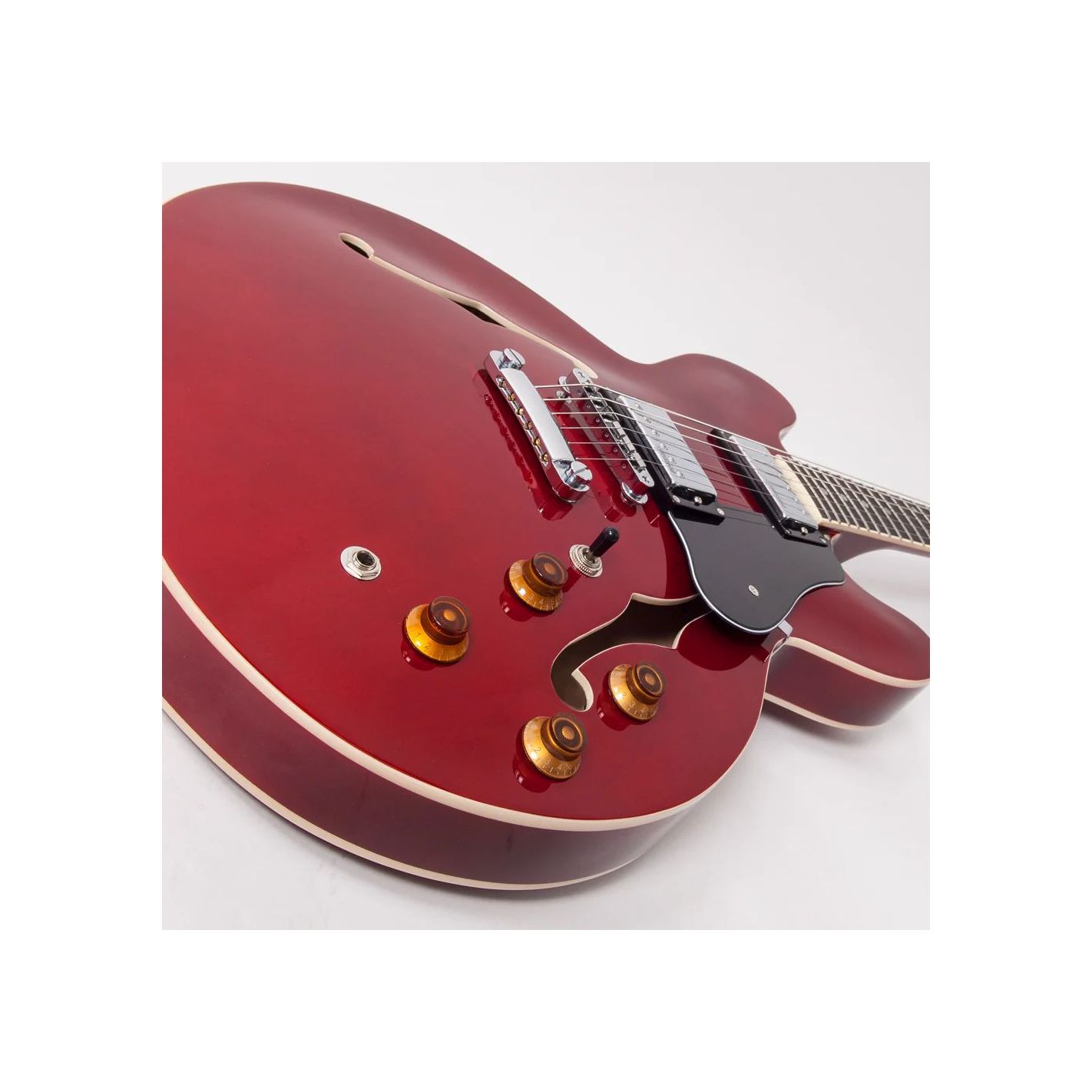 SEMI-ACOUSTIC GUITAR CHERRY RED