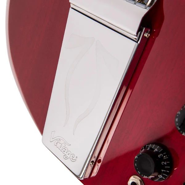 VS6 GUITAR W-VIBROLA TAILPIECE CHERRY RED