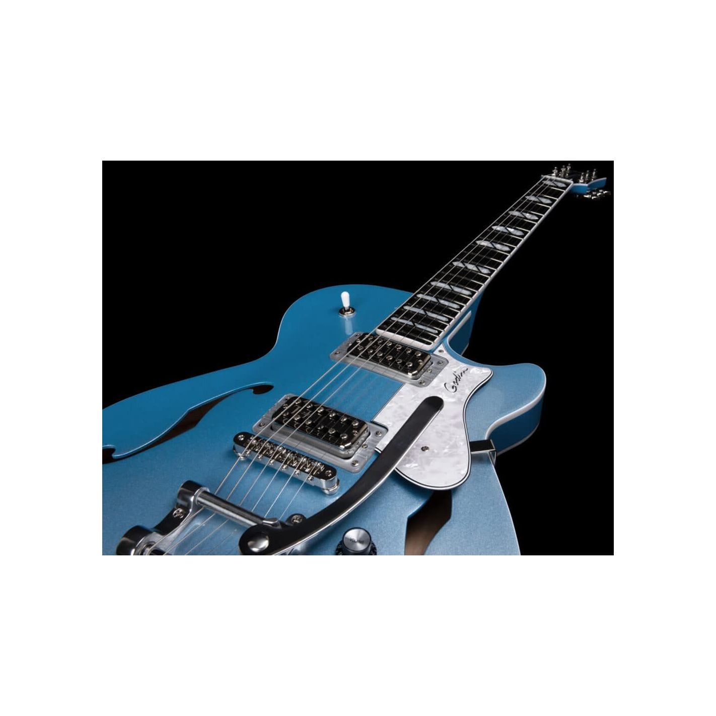 MONTREAL PREMIERE LTD IMPERIAL BLUE WITH BAG