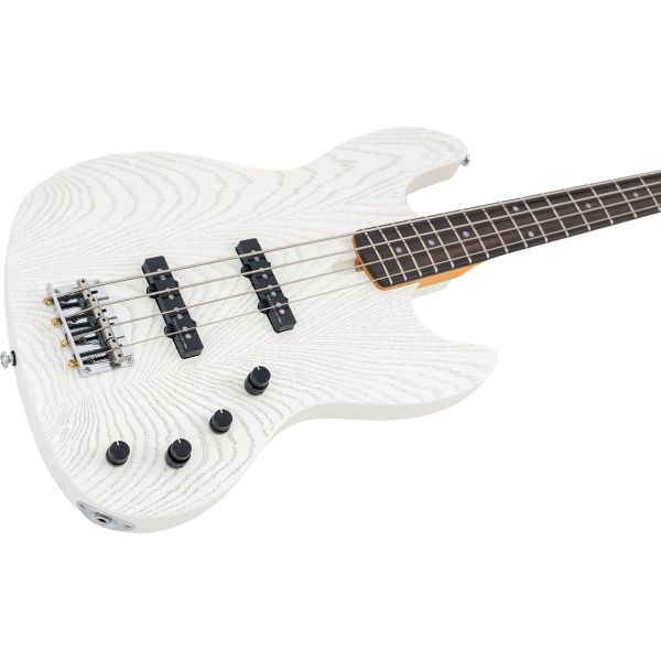 V6-4 AWH ANTIQUE WHITE