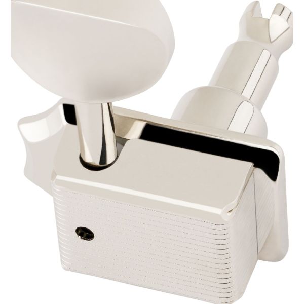 CLASSICGEAR STAGGERED TUNERS CHR RH