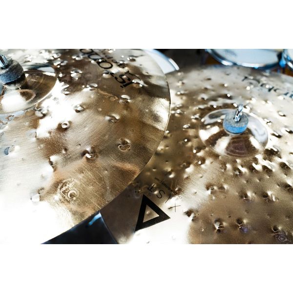 19 XIST DRY DARK BRILLIANT CRASH