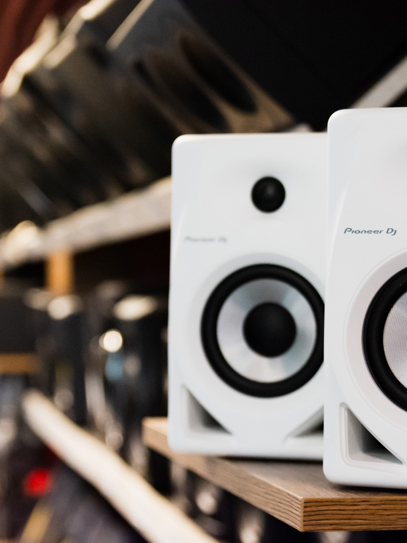 Pioneer DJ AlphaTheta 05